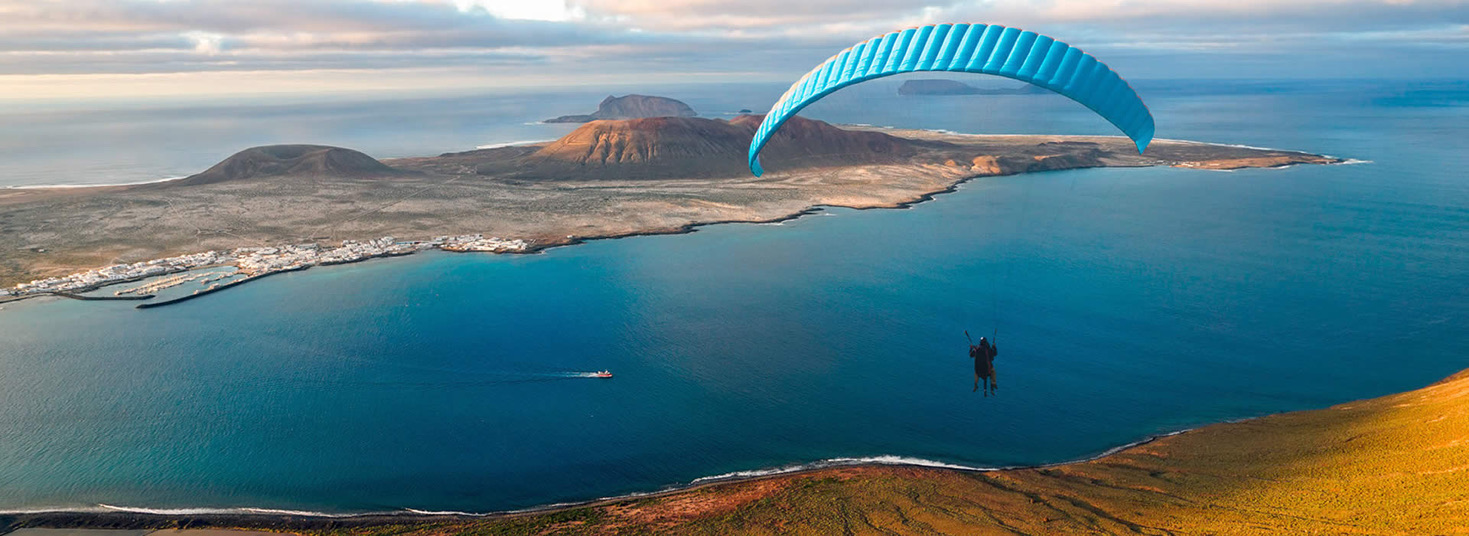 Paragliding in Lanzarote