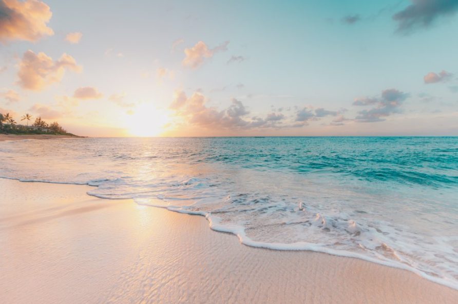 How to Stay Healthy While Traveling